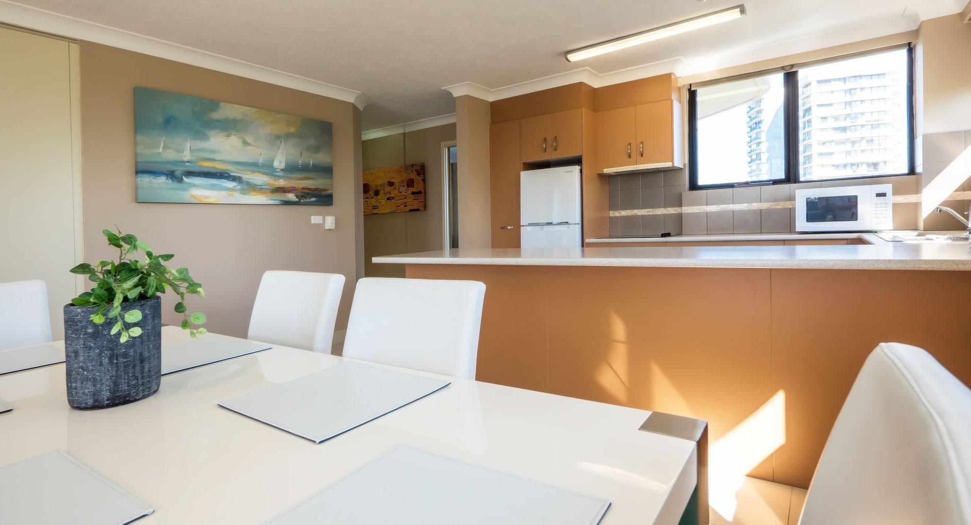 Aristocrat Apartments Голд-Кост Экстерьер фото